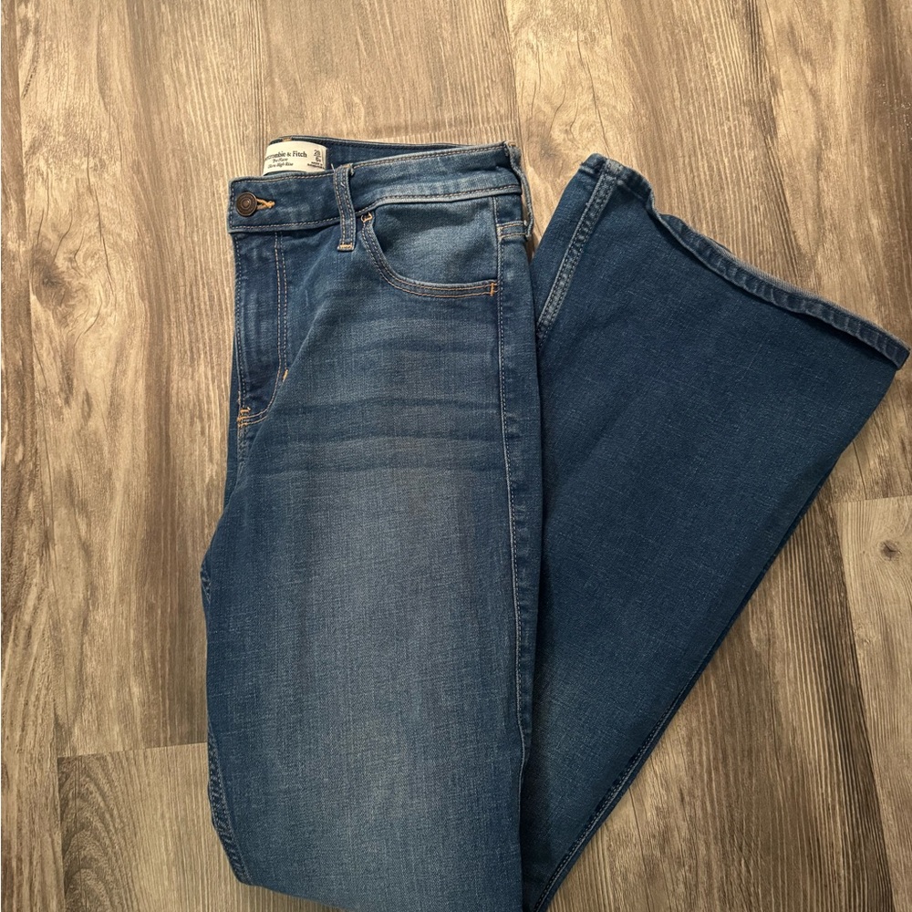 Abercrombie & Fitch The Flare Ultra High Rise